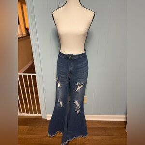 Extreme flare jeans